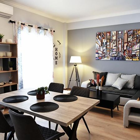 Kipseli New Modern & Cozy 65Tv Netflix Apartment เอเธนส์ ภายนอก รูปภาพ