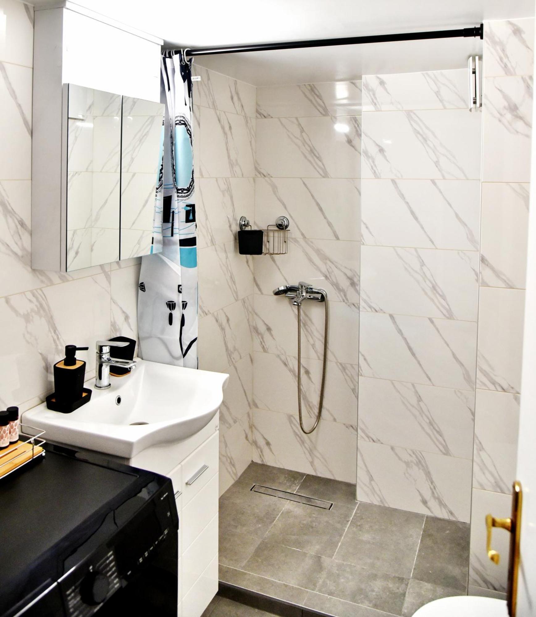 Kipseli New Modern & Cozy 65Tv Netflix Apartment เอเธนส์ ภายนอก รูปภาพ