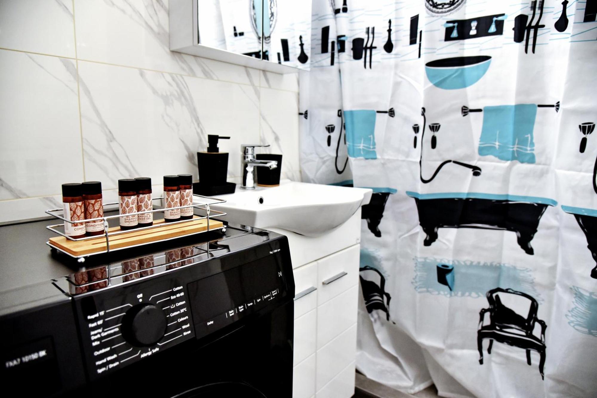 Kipseli New Modern & Cozy 65Tv Netflix Apartment เอเธนส์ ภายนอก รูปภาพ